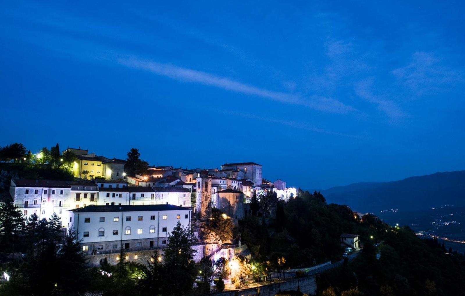 Meridiana Santa Maria del Molise Zewnętrze zdjęcie